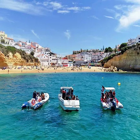 Βίλα With Heatable Pool Αλμπουφέιρα