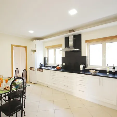 Villa Villa In Albufeira With Pool Near Beaches *
