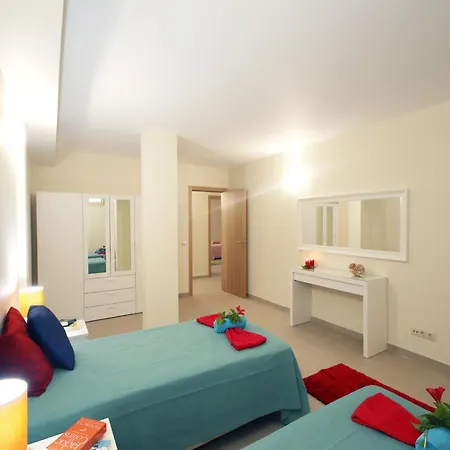 빌라 Villa In Albufeira With Pool Near Beaches