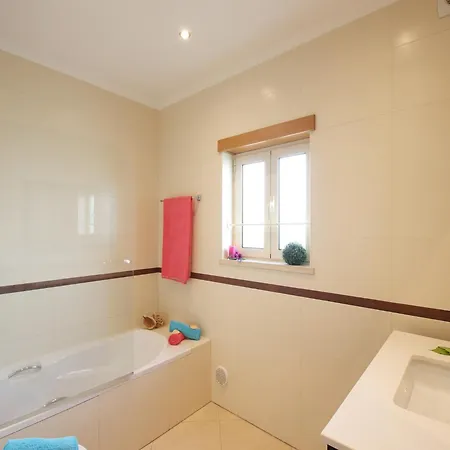 With Heatable Pool * Albufeira