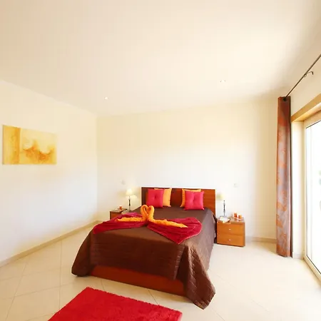 With Heatable Pool Villa Albufeira