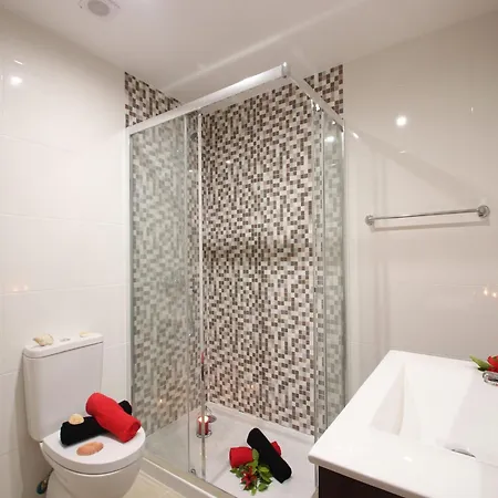 Villa Villa In Albufeira With Pool Near Beaches *